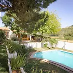 Alojamento de Turismo Selvagem Coliving & Cowork In Ericeira By Barefoot Portugal