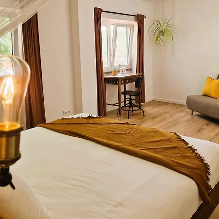 Coliving & Cowork In Ericeira By Barefoot Portugal Hytte