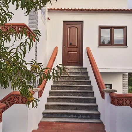 Hytte Coliving & Cowork In Ericeira By Barefoot Portugal *