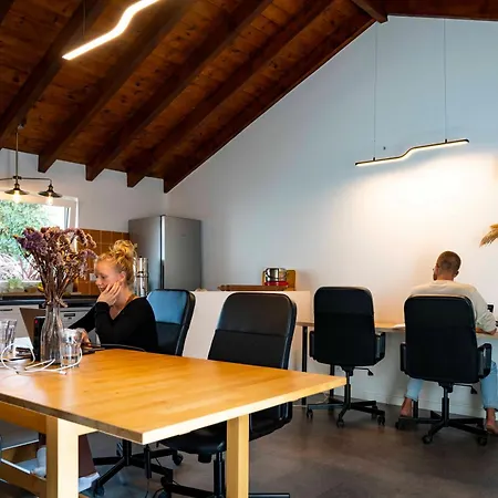 Coliving & Cowork In Ericeira By Barefoot Portugal Hytte Santo Isidoro