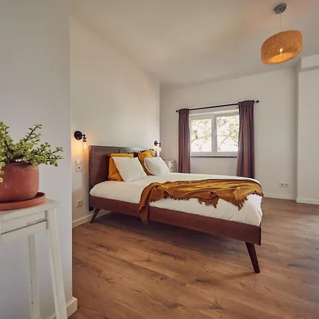 Hytte Coliving & Cowork In Ericeira By Barefoot Portugal