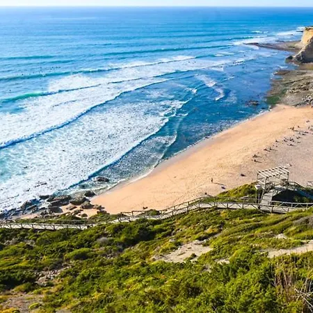 Hytte Coliving & Cowork In Ericeira By Barefoot Portugal