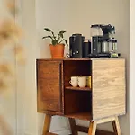 Coliving & Cowork In Ericeira By Barefoot Portugal Lodge *