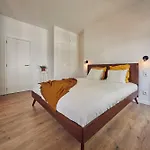 Lodge Coliving & Cowork In Ericeira By Barefoot Portugal *