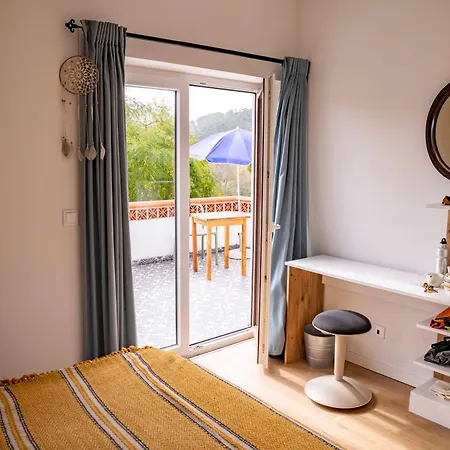 Coliving & Cowork In Ericeira By Barefoot Portugal Gerendaház