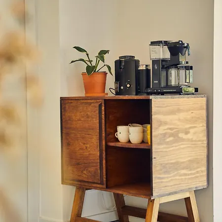 Coliving & Cowork In Ericeira By Barefoot Portugal Gerendaház *