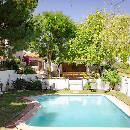 Coliving & Cowork In Ericeira By Barefoot Portugal Chata