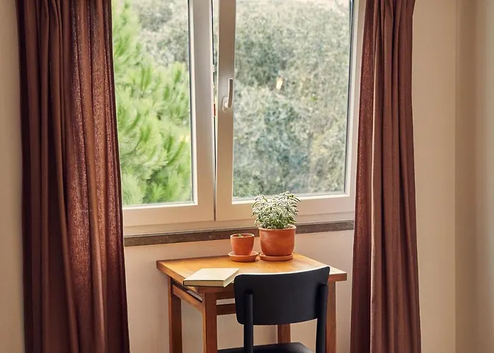 Hytte Coliving & Cowork In Ericeira By Barefoot Portugal *