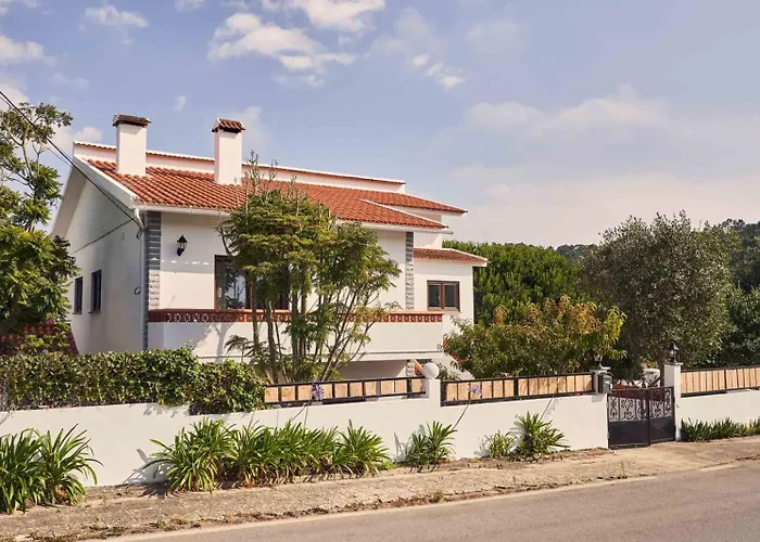Hytte Coliving & Cowork In Ericeira By Barefoot Portugal Santo Isidoro