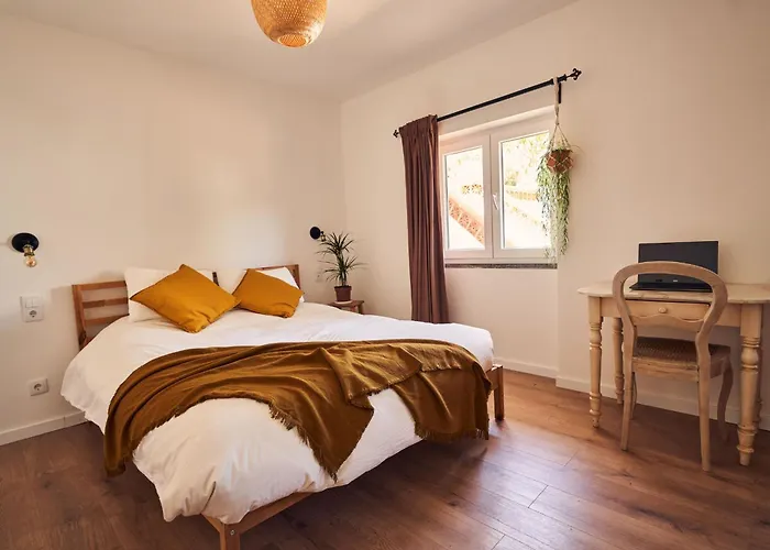 Coliving & Cowork In Ericeira By Barefoot Portugal Hytte
