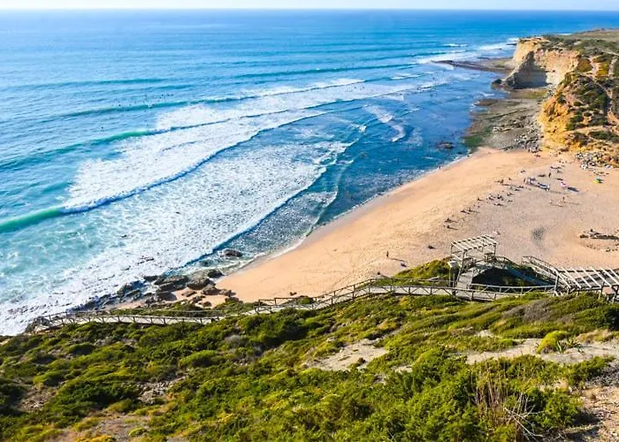 Hytte Coliving & Cowork In Ericeira By Barefoot Portugal